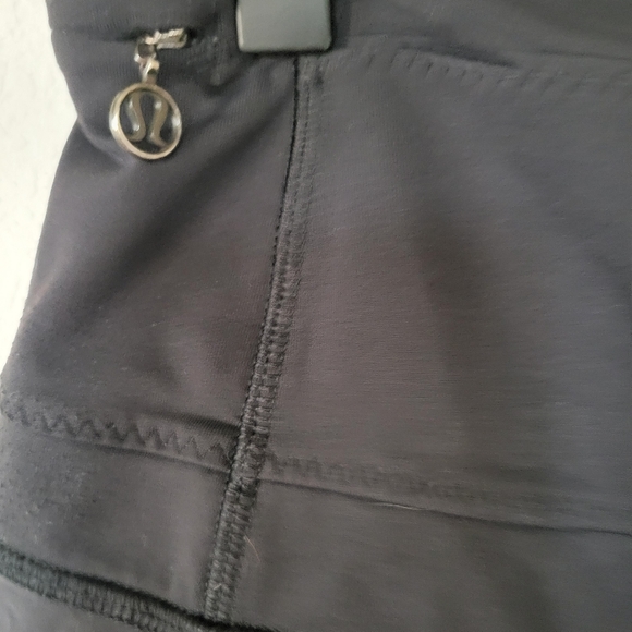 Lululemon Athletica Black Skort with Flared Design and Wide Waistband - Picture 5 of 10